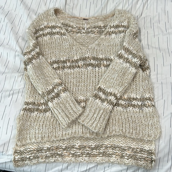 Free People Slouchy Sweater - Picture 3 of 4